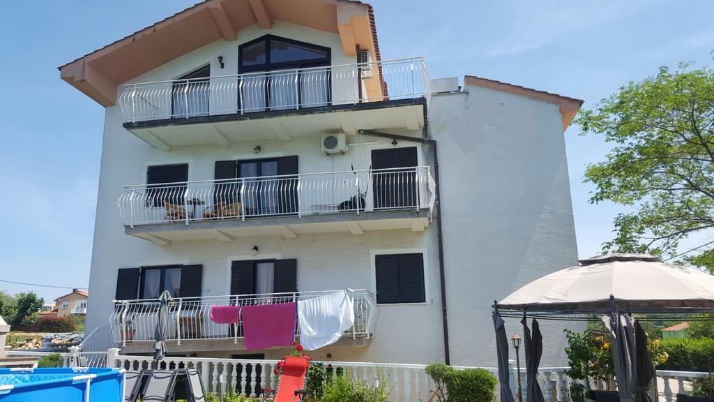 Apartments Valfontane Savudrija Exterior photo